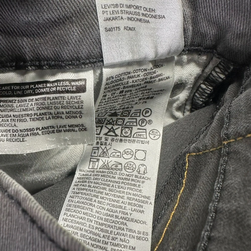 Levi's 513‎ Jeans Mens 28x30 Black Cotton Denim Straight Travel Workwear Stretch